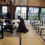 めんどくさいを解決してくれる便利で役に立つAIと、その真逆の読経